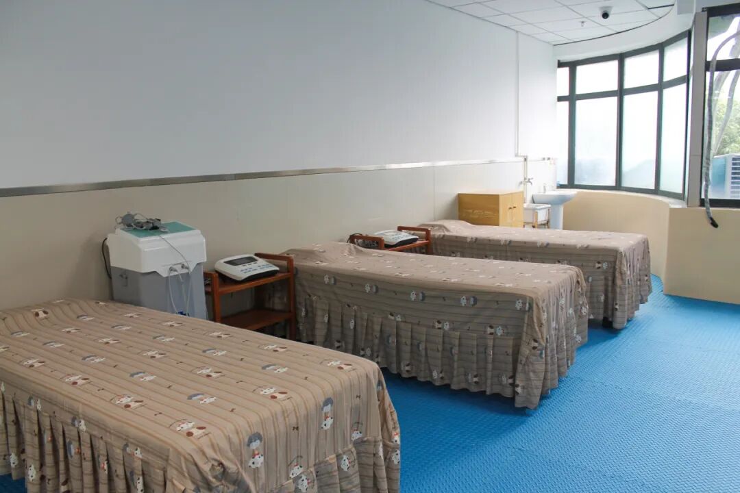 1759194623176430.jpg 1759194623176430.jpg